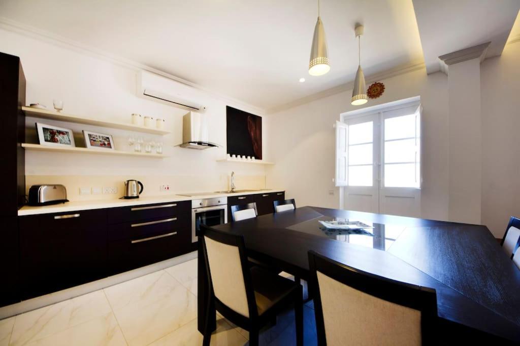 Ferienwohnung Ag3 - Large, Bright And Stylish Valletta Exterior foto